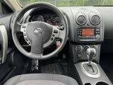 Used 2011 Nissan Rogue SV image 2