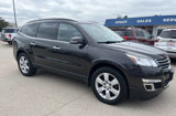 Used 2017 Chevrolet Traverse LT w/ Style and Technology Package image 3