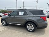 Used 2020 Ford Explorer XLT w/ Equipment Group 202A image 5