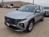 New 2025 Hyundai Tucson SE image 3