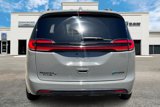 Used 2021 Chrysler Pacifica Limited w/ S Appearance Package image 4