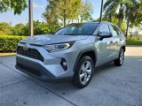 Used 2021 Toyota RAV4 XLE Premium image 4