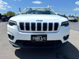 Used 2019 Jeep Cherokee Latitude w/ Cold Weather Group image 2