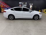 Used 2017 Ford Fusion SE image 6