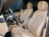 Used 2022 Porsche Cayenne Platinum Edition image 5