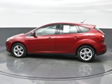 Used 2013 Ford Focus SE w/ SE Winter Pkg image 3