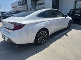 Used 2022 Hyundai Sonata Limited w/ Preferred Accessory Package image 4
