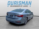 Used 2024 Volkswagen Jetta Sport image 3