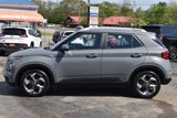 Used 2022 Hyundai Venue SEL image 4