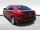 Used 2017 Ford Focus SE image 4