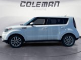 Used 2018 Kia Soul + image 2