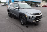 Used 2021 Chevrolet TrailBlazer ACTIV w/ Technology Package image 2