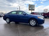 Used 2011 Toyota Camry LE image 3