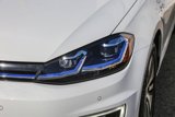 Used 2019 Volkswagen e-Golf SEL Premium image 4