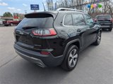 Used 2020 Jeep Cherokee Limited image 3