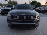 Used 2023 Jeep Compass Latitude image 3