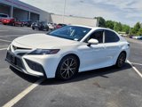 Used 2021 Toyota Camry SE image 3
