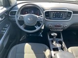 Used 2020 Kia Sorento LX w/ LX I4 Convenience Package image 3