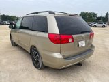 Used 2008 Toyota Sienna LE image 2