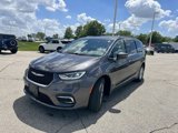Used 2022 Chrysler Pacifica Touring-L image 3