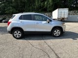 Used 2022 Chevrolet Trax LT w/ LT Convenience Package image 5