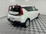 Used 2022 Kia Soul LX image 5