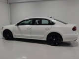 Used 2018 Volkswagen Passat 2.0T SEL Premium image 3