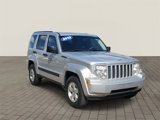 Used 2012 Jeep Liberty Sport image 3