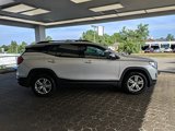 Used 2018 GMC Terrain SLE w/ Driver Convenience Package image 4