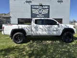 Used 2022 Toyota Tacoma TRD Off-Road image 4