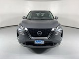 Used 2022 Nissan Rogue SV image 2