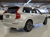 Used 2022 Volvo XC90 T6 Momentum w/ Climate Package image 4
