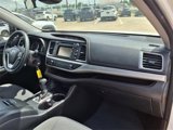 Used 2018 Toyota Highlander FWD V6 image 5