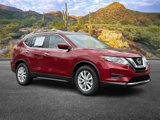 Used 2020 Nissan Rogue SV image 2