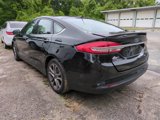 Used 2017 Ford Fusion SE w/ Equipment Group 201A image 4