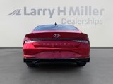 Used 2021 Hyundai Elantra SEL w/ Convenience + Premium Package image 4
