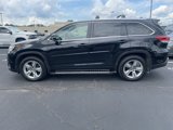 Used 2019 Toyota Highlander Limited image 3