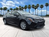 Used 2020 Toyota Corolla LE image 2