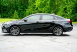 Used 2024 Kia Forte LXS w/ LXS Technology Package image 3