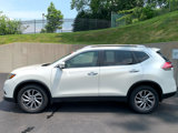 Used 2015 Nissan Rogue SL w/ SL Premium Package image 2