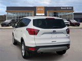 Used 2019 Ford Escape SE image 3