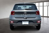 New 2025 Hyundai Venue SE image 4