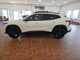 New 2025 Chevrolet Trax ACTIV w/ Driver Confidence Package image 2