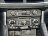Used 2021 GMC Yukon XL SLT w/ SLT Premium Package image 4