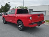 Used 2021 Nissan Titan SV image 4