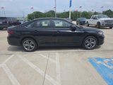 Used 2024 Volkswagen Jetta SE image 4