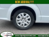 Used 2019 Dodge Grand Caravan SE w/ UConnect Hands-Free Group image 3