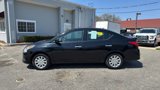 Used 2019 Nissan Versa SV image 4