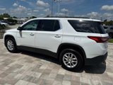 Used 2021 Chevrolet Traverse LT image 4