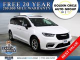 Used 2023 Chrysler Pacifica Limited image 1